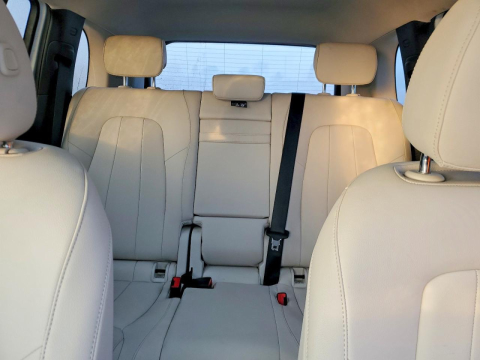 Mercedes-Benz EQB 250+ 2023 — Copart