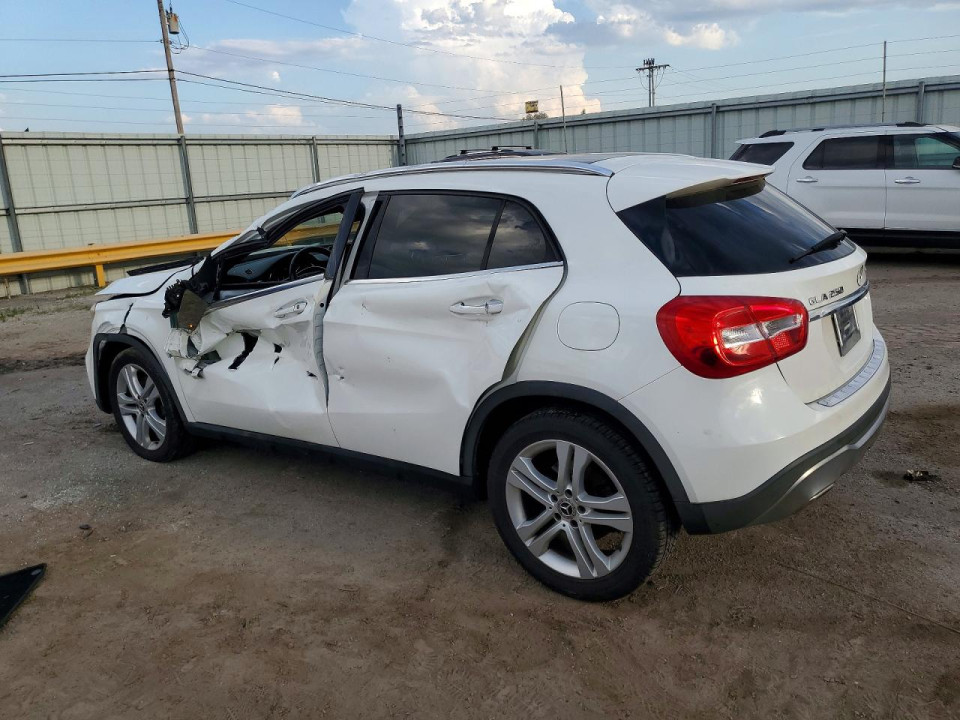 Mercedes-Benz GLA-CLASS 2019 — Copart