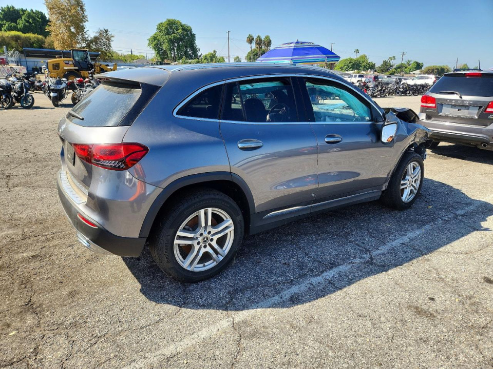 Mercedes-Benz GLA-CLASS 2021 — Copart