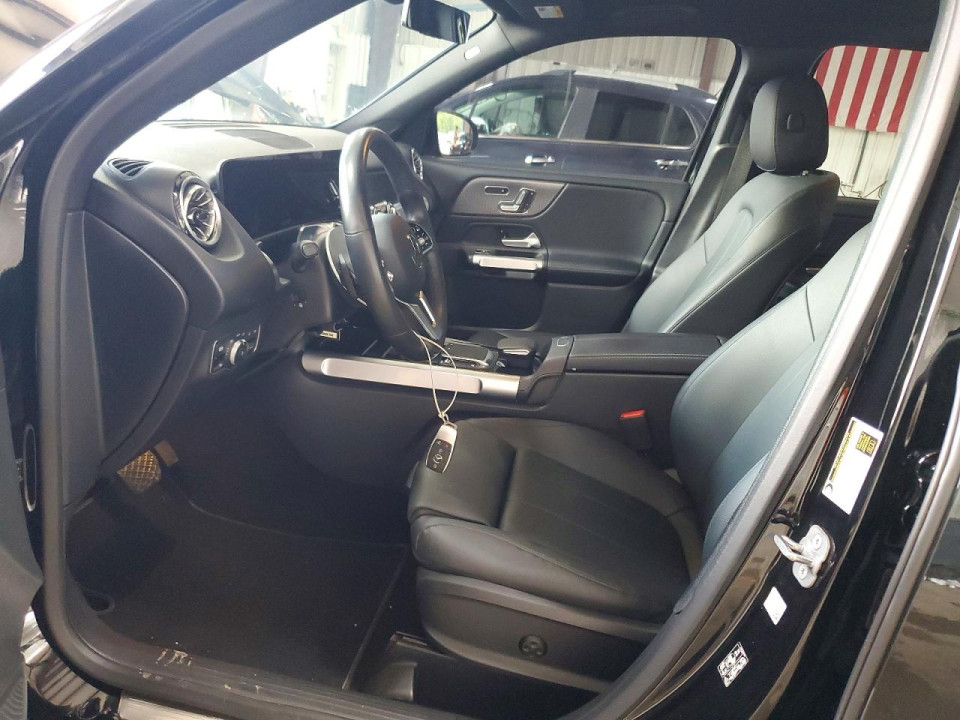 Mercedes-Benz GLB-CLASS 2023 — Copart