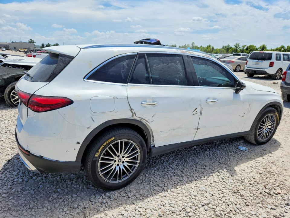 Mercedes-Benz GLC-CLASS 2024 — Copart