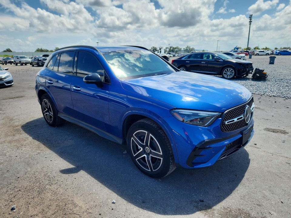 Mercedes-Benz GLC-CLASS 2024 — Copart