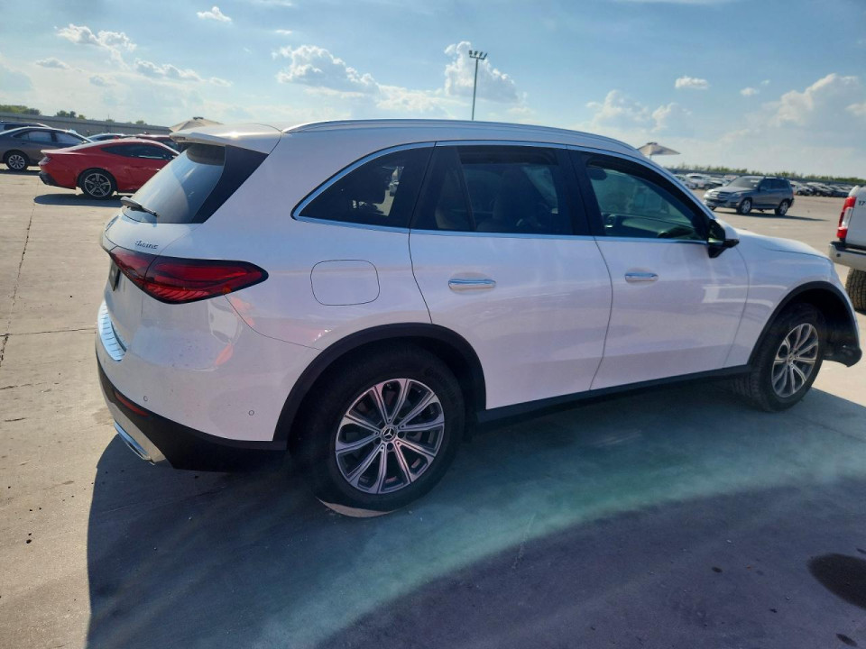 Mercedes-Benz GLC-CLASS 2026 — Copart