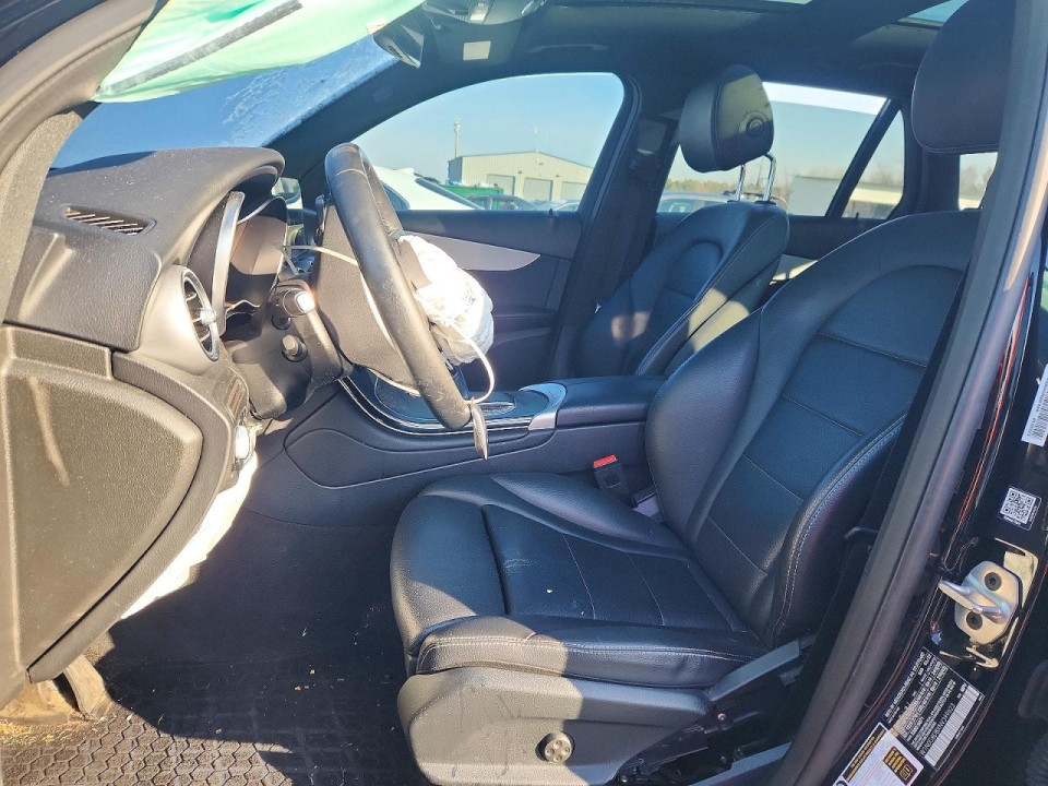 Mercedes-Benz GLC-CLASS 2022 — Copart