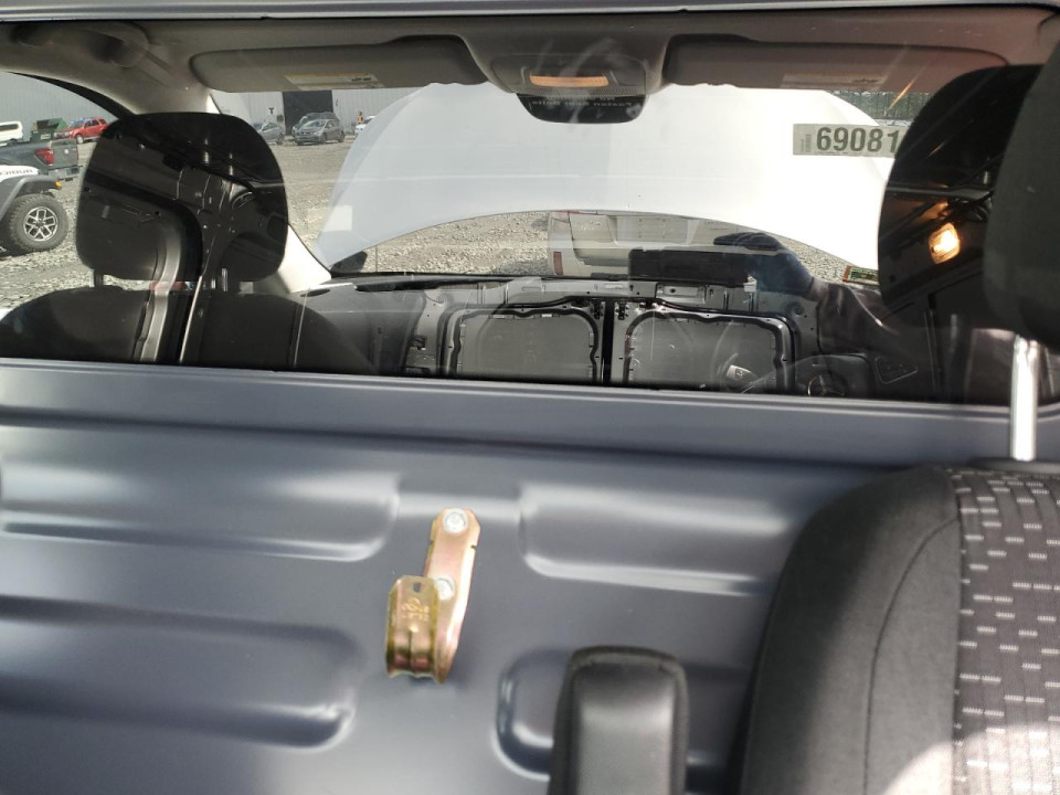 Mercedes-Benz METRIS 2023 — Copart