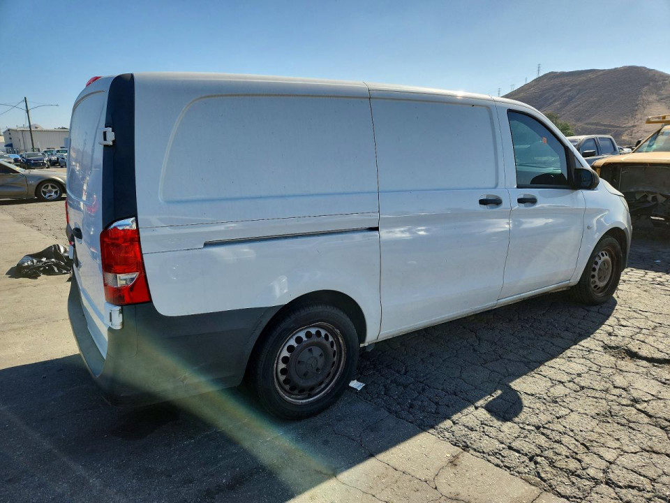 Mercedes-Benz METRIS 2016 — Copart