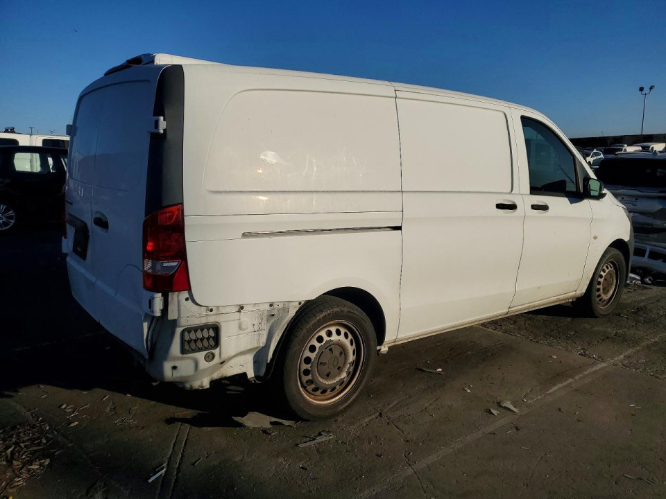 Mercedes-Benz METRIS 2017 — Copart