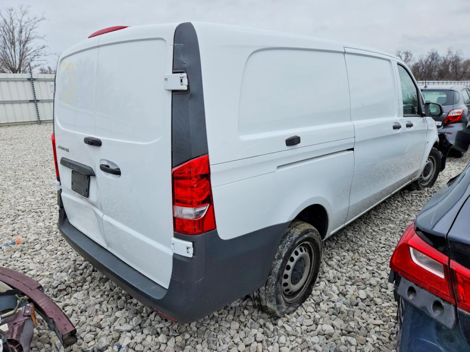 Mercedes-Benz METRIS 2023 — Copart