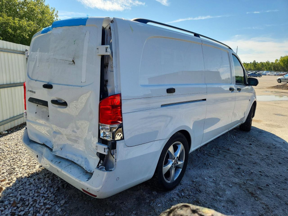 Mercedes-Benz METRIS 2023 — Copart