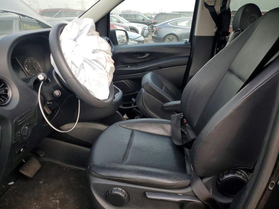 Mercedes-Benz METRIS 2023 — Copart