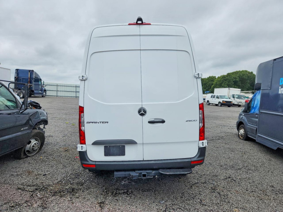 Mercedes-Benz SPRINTER 2025 — Copart