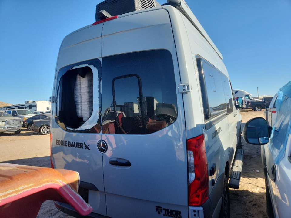 Mercedes-Benz SPRINTER 2024 — Copart