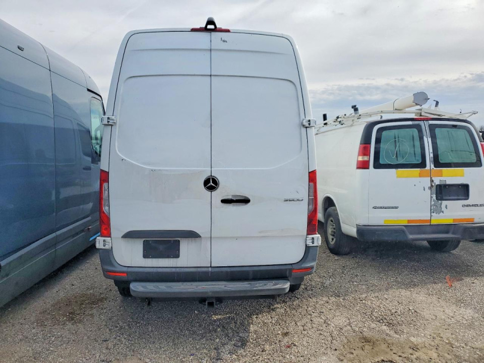 Mercedes Benz SPRINTER 2021 — Copart