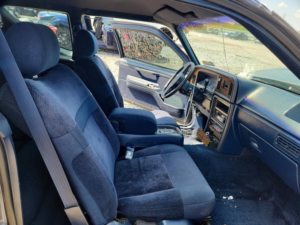 Mercury COUGAR 1987 из США