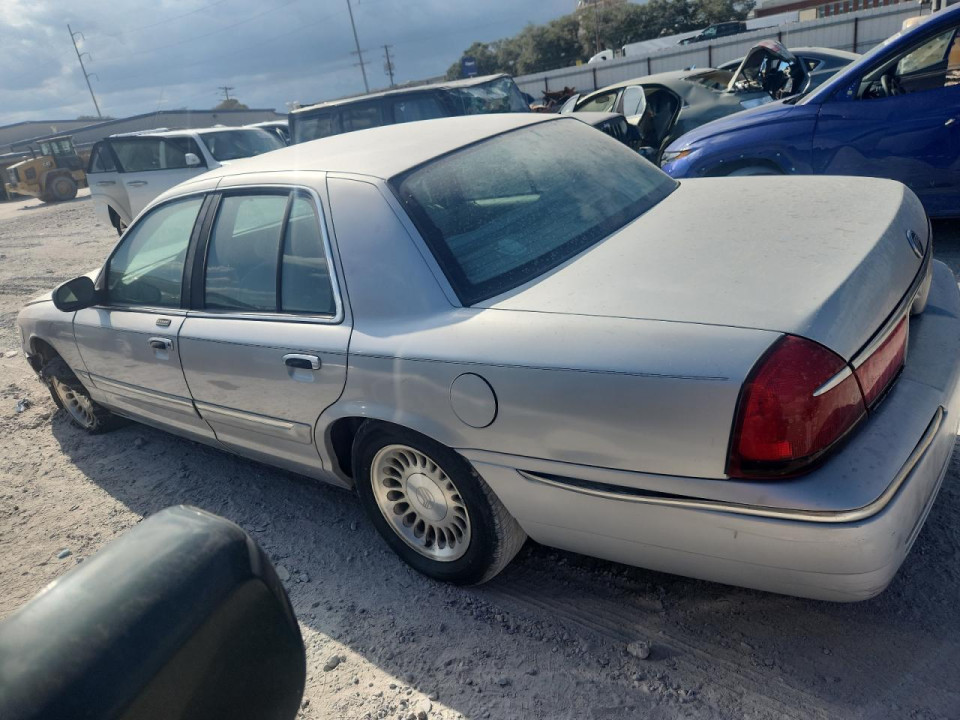 Mercury GRMARQUIS 2001 — Copart