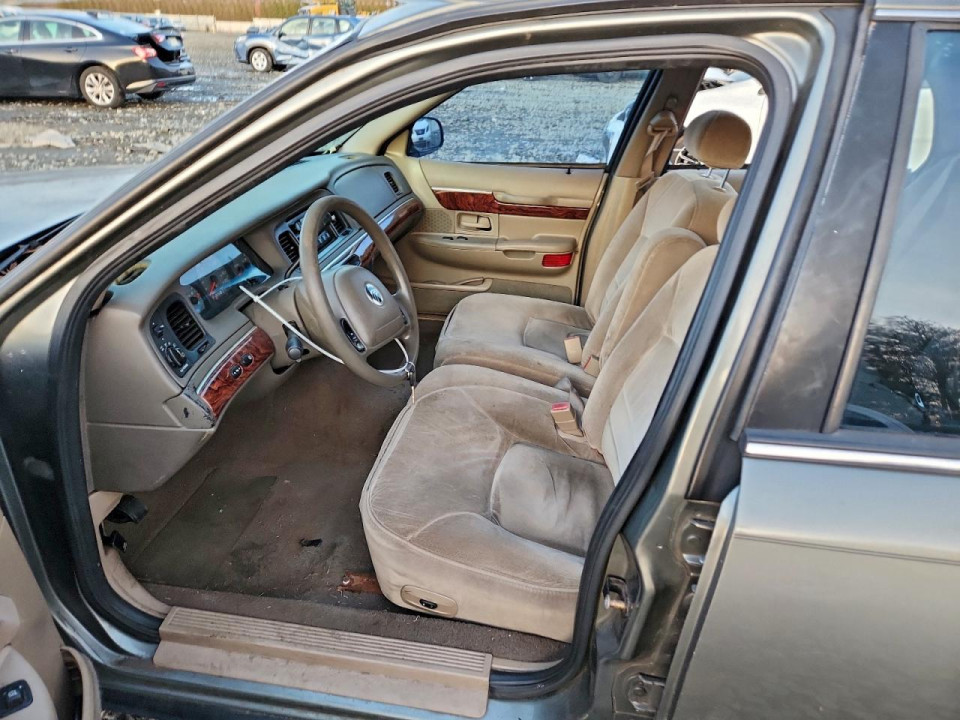 Mercury GRMARQUIS 2002 — Copart