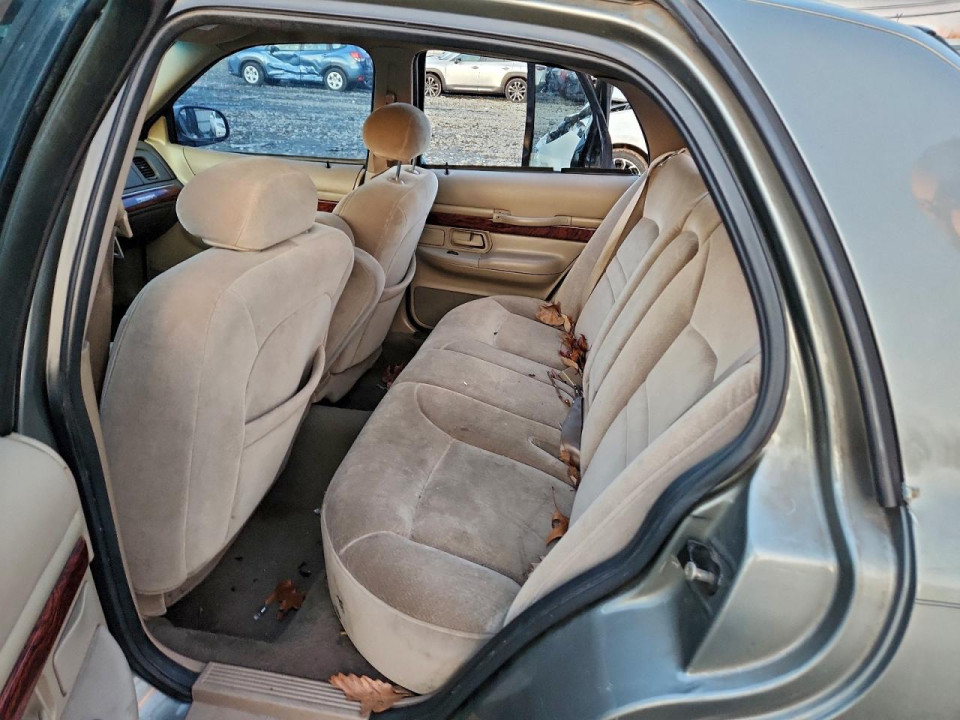 Mercury GRMARQUIS 2002 — Copart