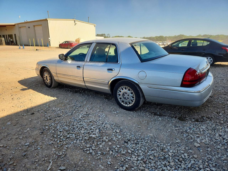 Mercury GRMARQUIS 2003 — Copart