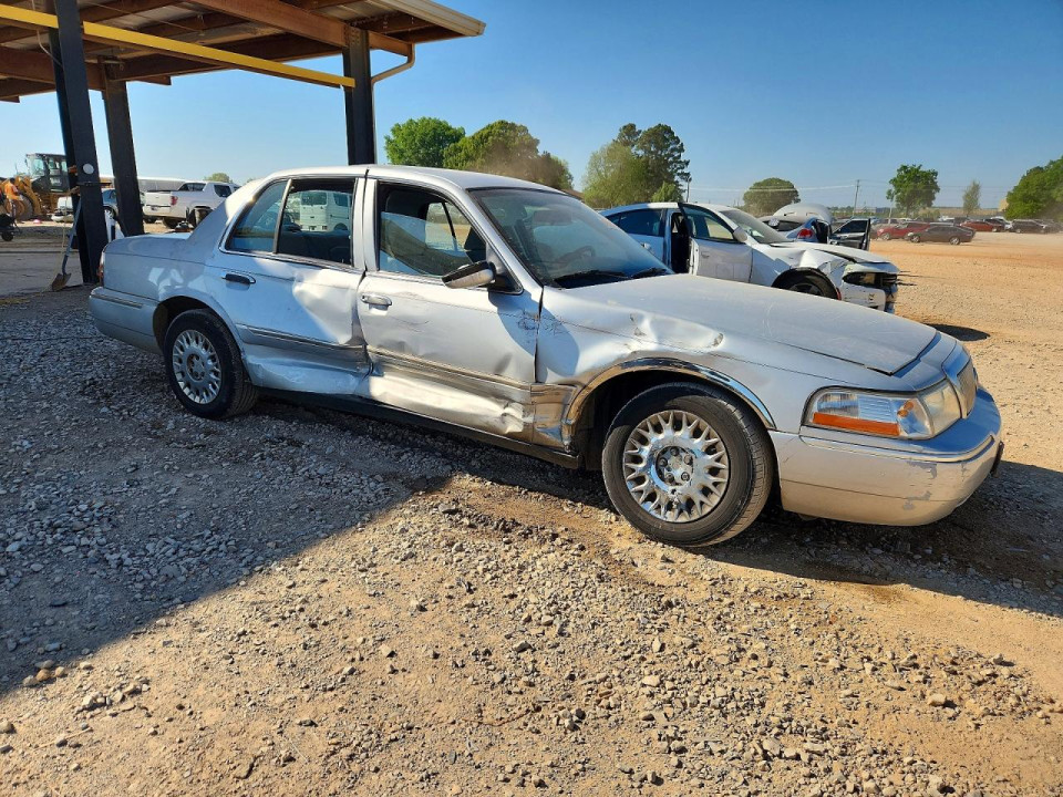 Mercury GRMARQUIS 2003 — Copart