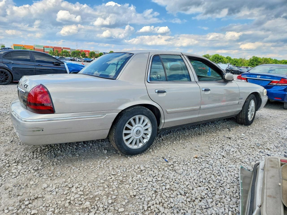 Mercury GRMARQUIS 2010 — Copart