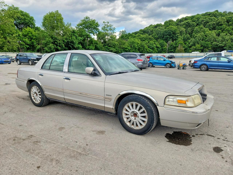 Mercury GRMARQUIS 2010 — Copart