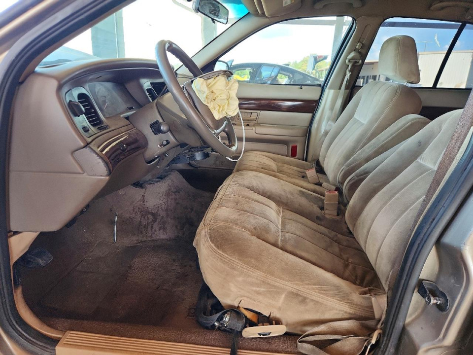 Mercury GRMARQUIS 2003 — Copart