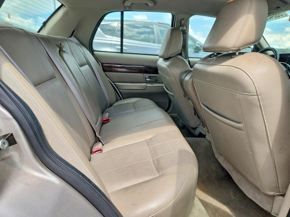 Mercury GRMARQUIS 2010 — Copart