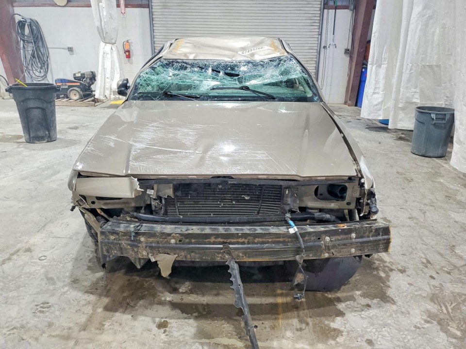 Mercury GRMARQUIS 2003 — Copart