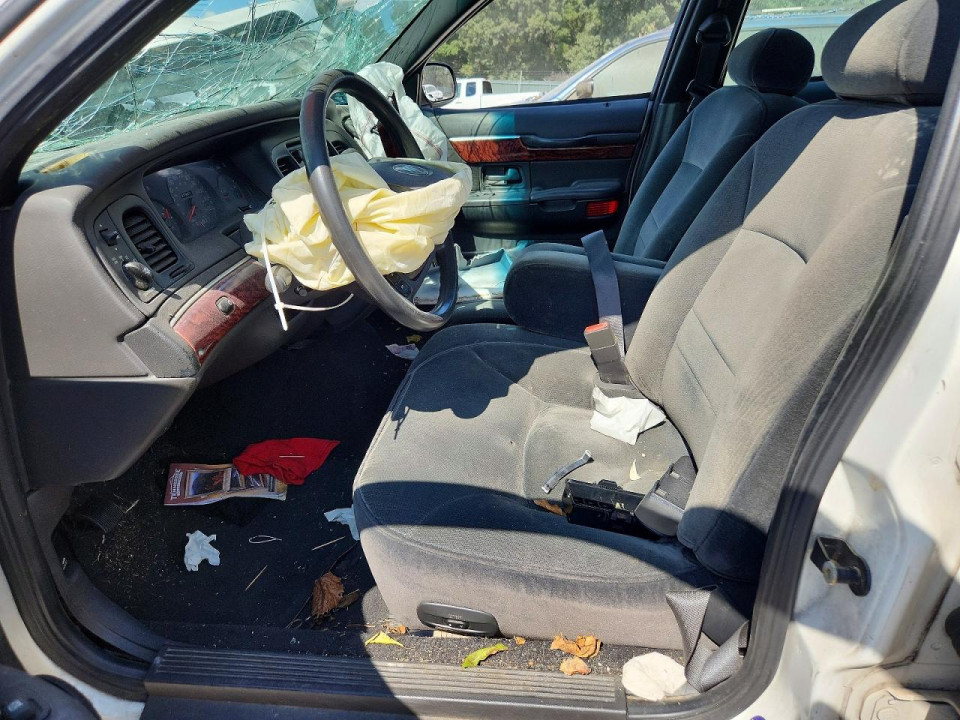 Mercury GRMARQUIS 2002 — Copart