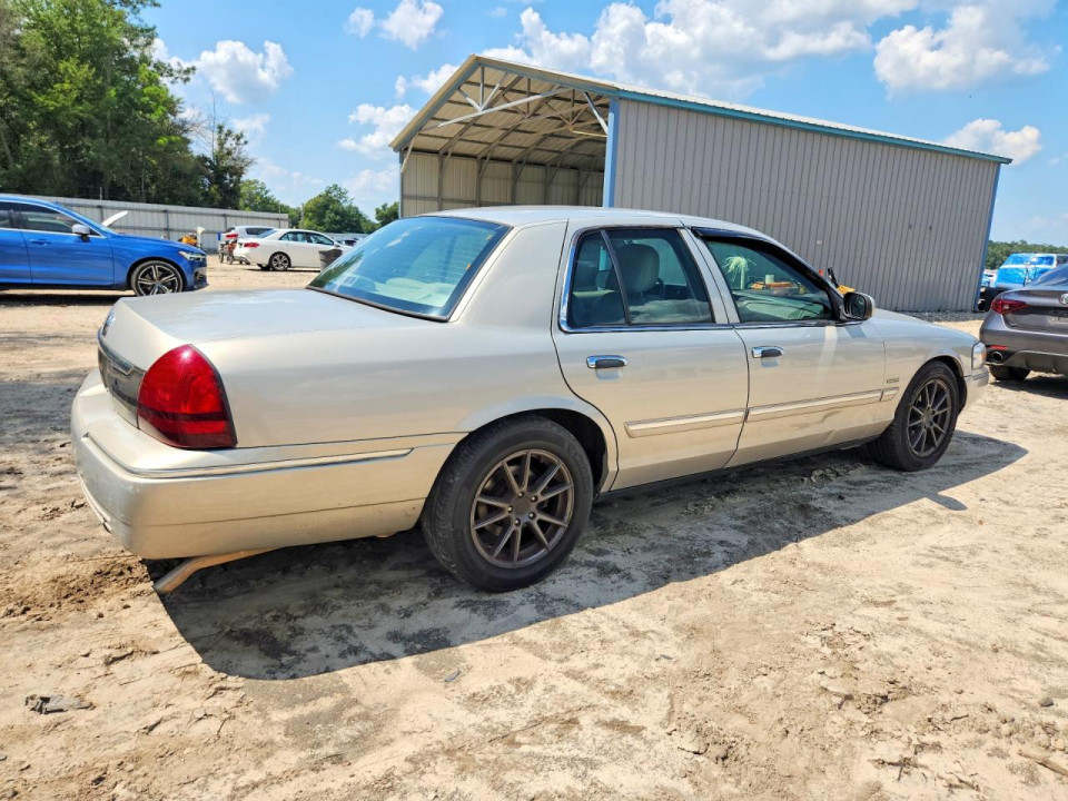 Mercury GRMARQUIS 2010 — Copart