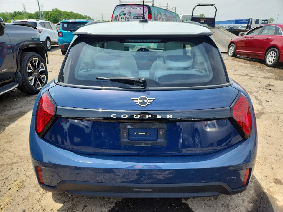 Mini COOPER BASE 2025 — Copart