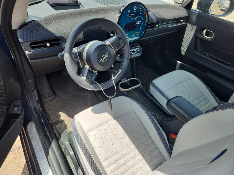 Mini COOPER BASE 2025 — Copart