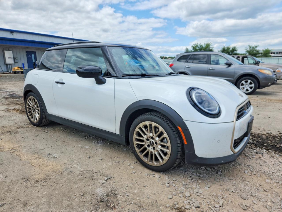 Mini COOPER BASE 2025 — Copart