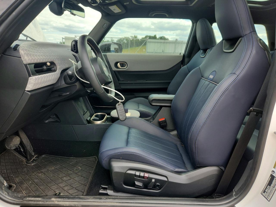 Mini COOPER BASE 2025 — Copart