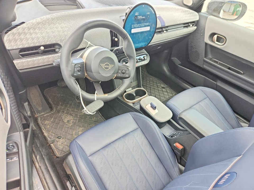 Mini COOPER BASE 2025 — Copart