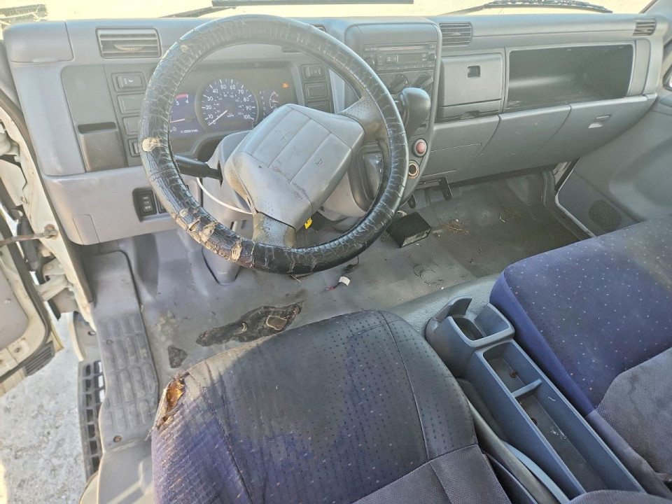 Mitsubishi FUSO FE84D REFRIGERATED BOX TRUCK 2007 — Copart