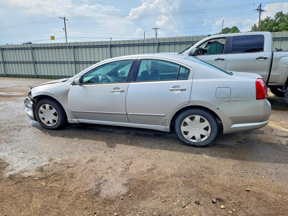 Mitsubishi GALANT 2005 — Copart