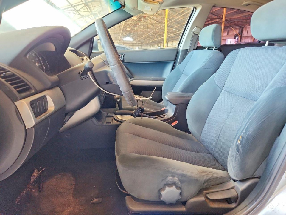 Mitsubishi GALANT 2004 — Copart