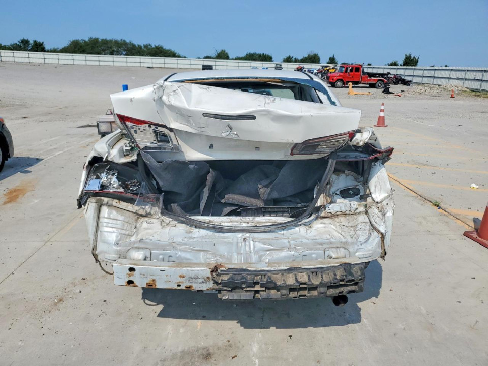 Mitsubishi GALANT 2011 — Copart