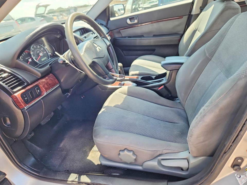 Mitsubishi GALANT 2011 — Copart