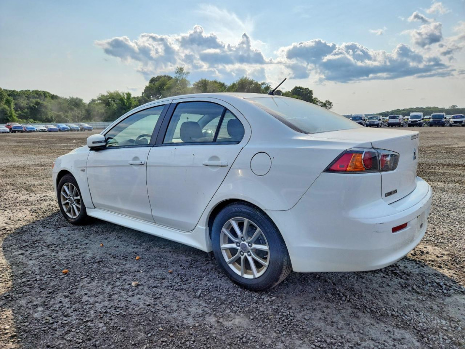 Mitsubishi LANCER 2015 — Copart