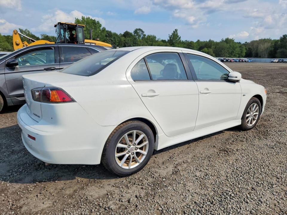 Mitsubishi LANCER 2015 — Copart