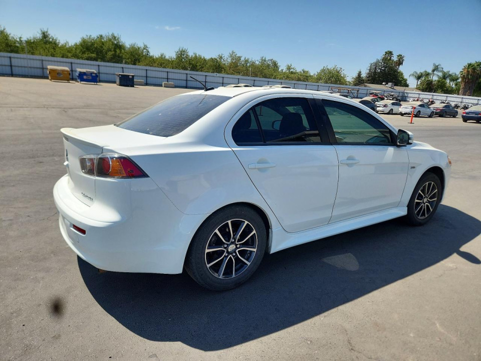 Mitsubishi LANCER 2015 — Copart