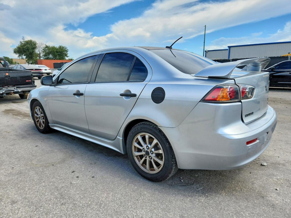 Mitsubishi LANCER 2010 — Copart