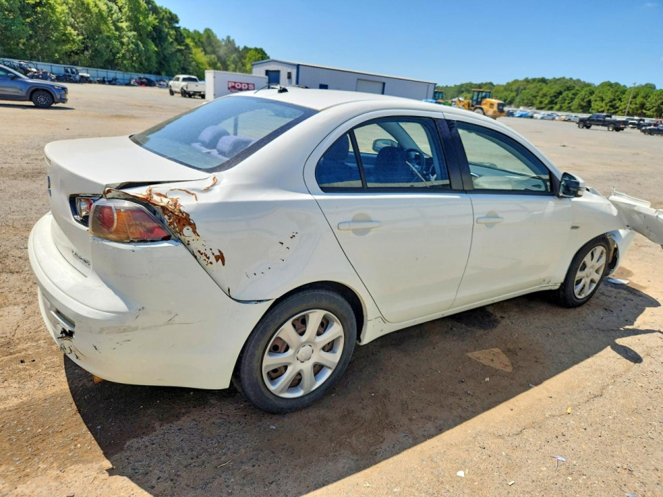 Mitsubishi LANCER 2015 — Copart