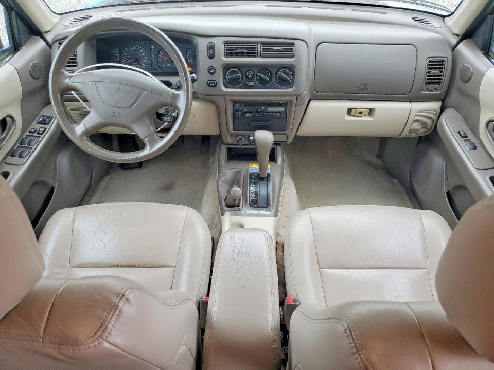Mitsubishi MONTERO 2000 — Copart