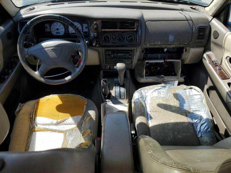 Mitsubishi MONTERO 2003 — Copart