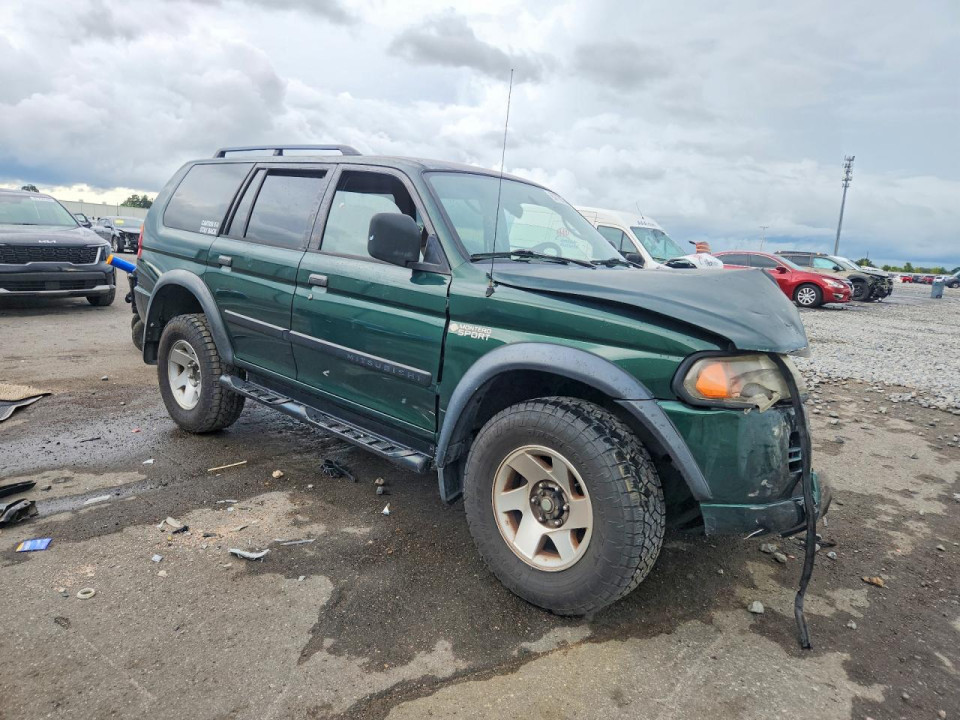 Mitsubishi MONTERO 2002 — Copart