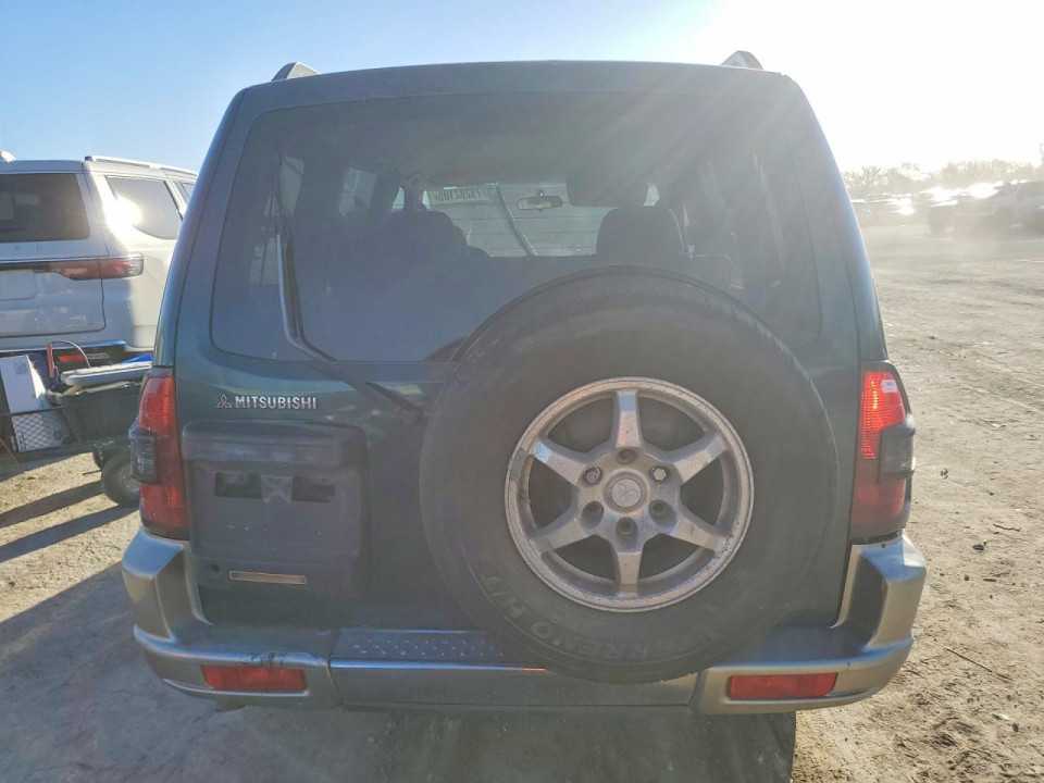 Mitsubishi MONTERO 2001 — Copart