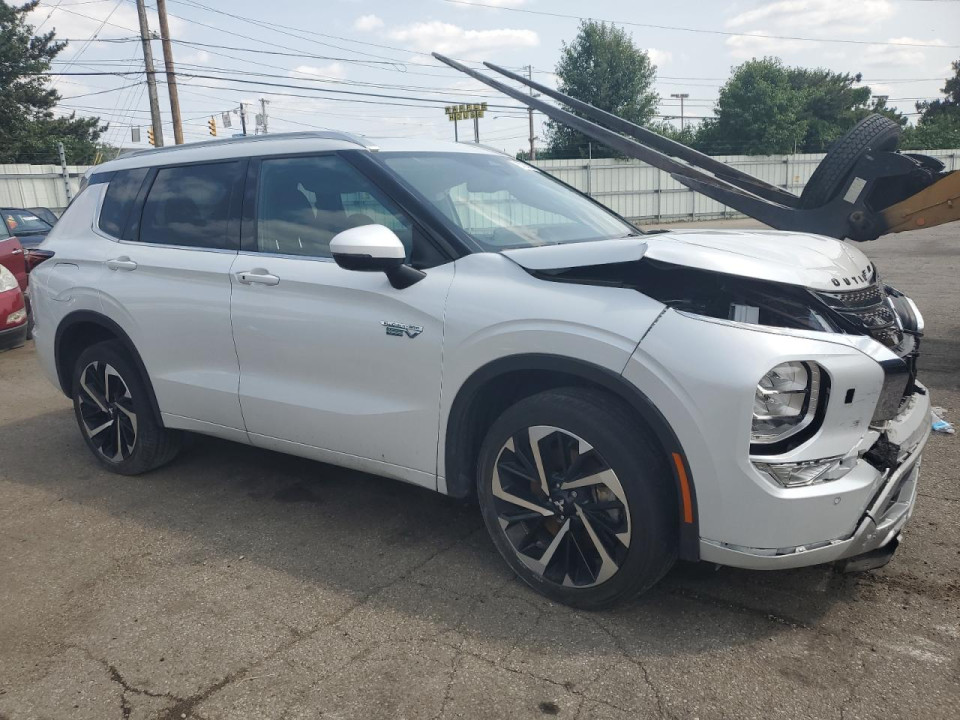 Mitsubishi OUTLANDER 2023 — Copart